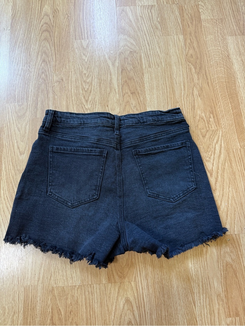 Abound Black Frayed Hem Distressed Denim Shorts- Size 31 - Picture 2 of 12